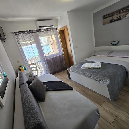 Guest House Berto Цриквениця Екстер'єр фото