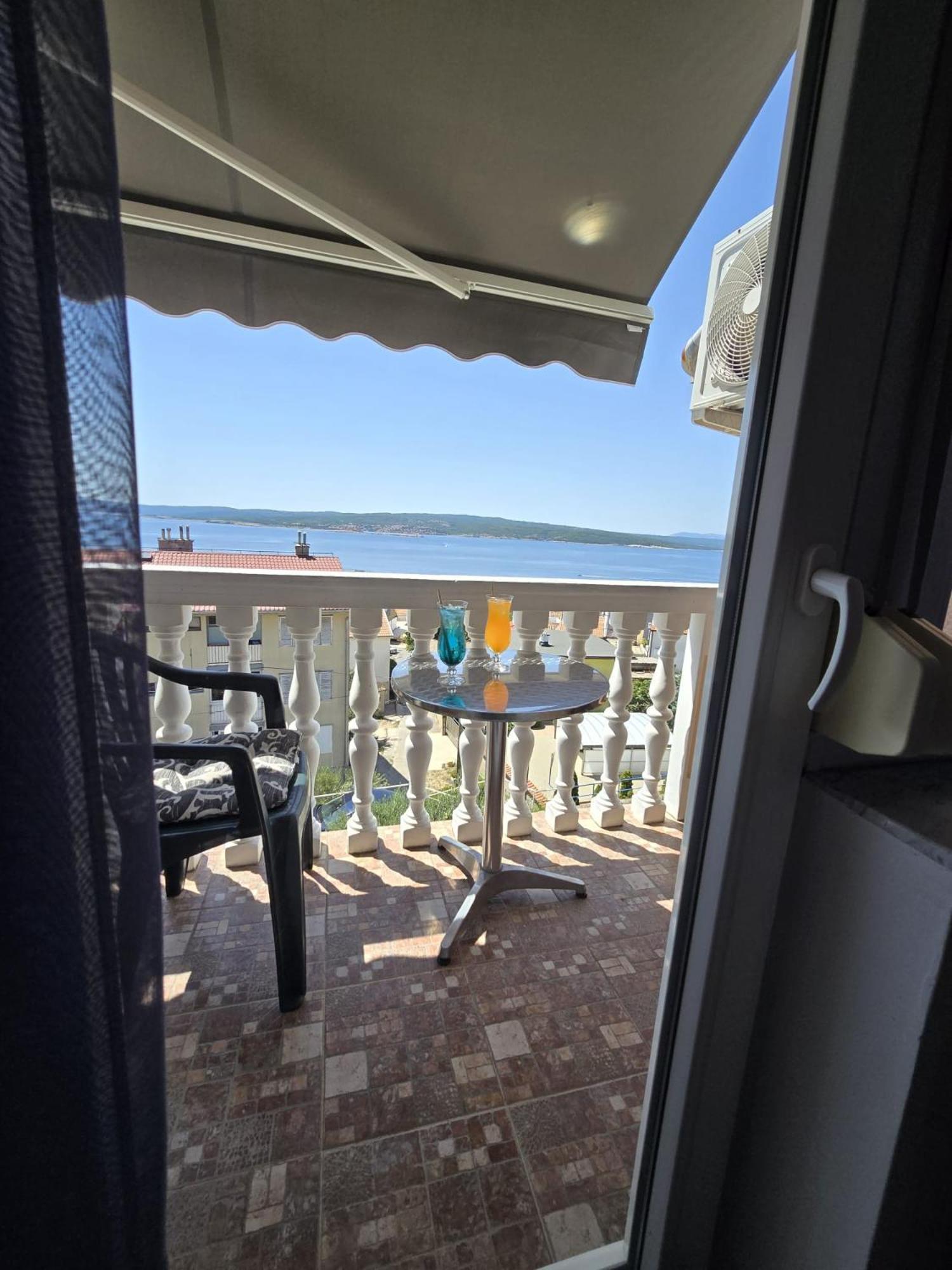 Guest House Berto Цриквениця Екстер'єр фото